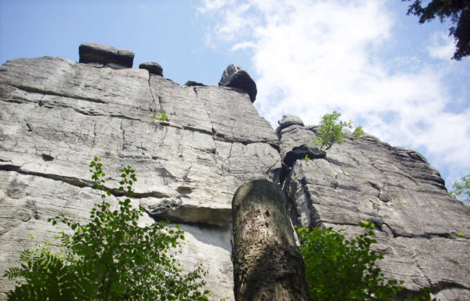 Read more about the article Szczeliniec Wielki – 10 Ciekawostek