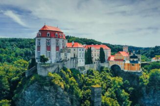 25 miast w Czechach które warto odwiedzić w 2023 Vranov nad Dyjí, Czechia