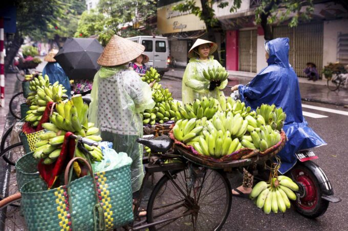 Read more about the article 20 niezwykłych atrakcji Hanoi: Odkryj kulturalne serce Wietnamu