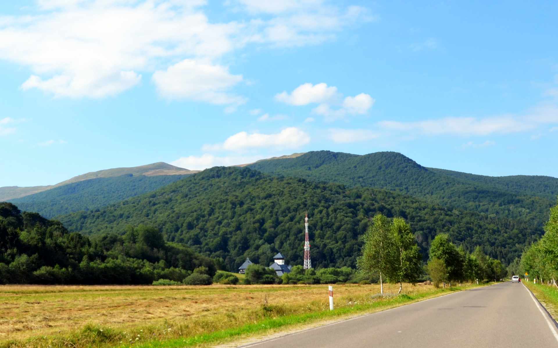 You are currently viewing 20 Największych Atrakcji w Ustrzykach Górnych i okolicy