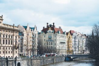 10 Najlepszych Restauracji w Pradze 2024 🕍 buildings-7863073_1920