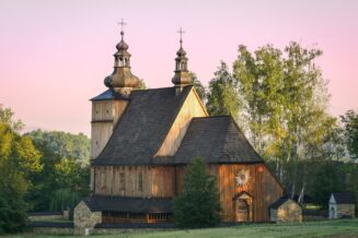 Dlaczego warto pokazać dzieciom województwo świętokrzyskie? Park Etnograficzny